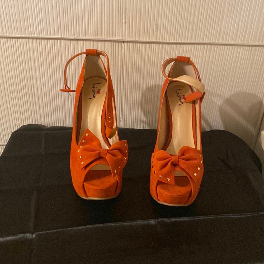 Orange Pumps - image 1
